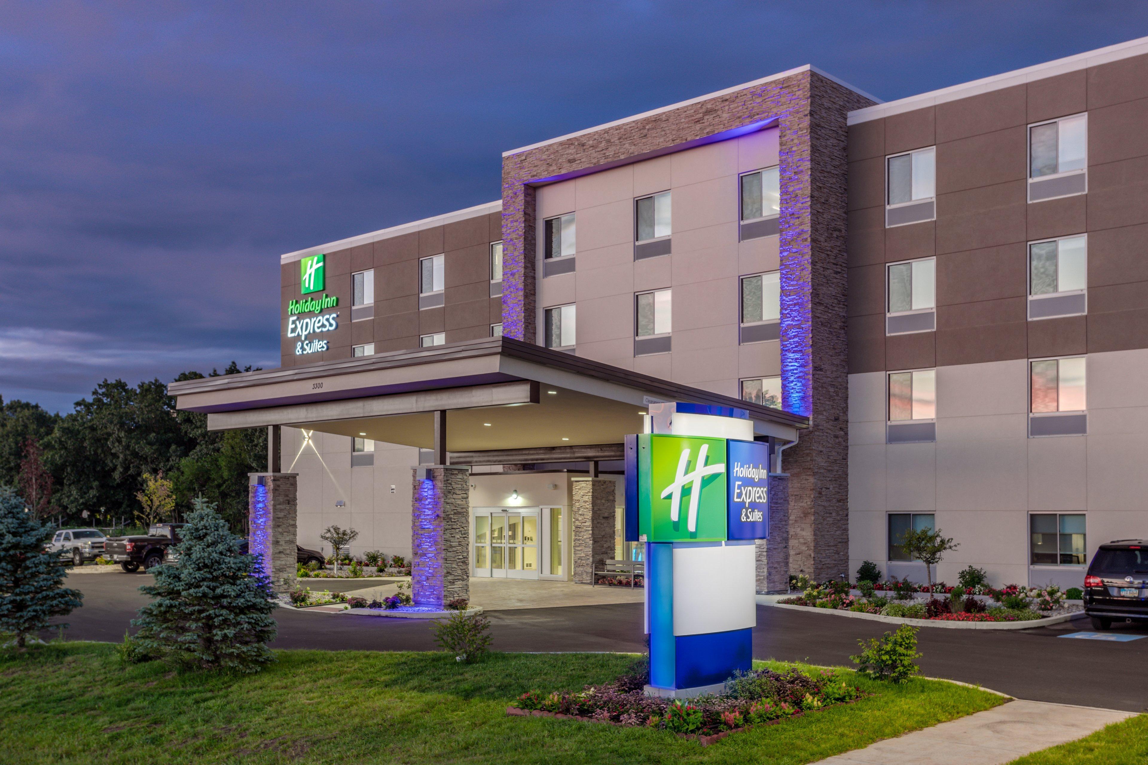 Express & - North By Ihg